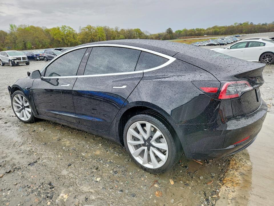 45492126 :رقم المزاد ، 5YJ3E1EA4LF660795 vin ، 2020 Tesla Model 3 مزاد بيع