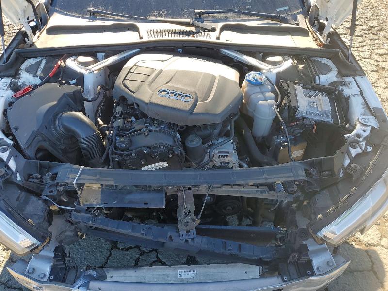 Продаж на аукціоні авто 2019 Audi A4, vin: WAUENAF41KA018119, номер лоту: 79845215