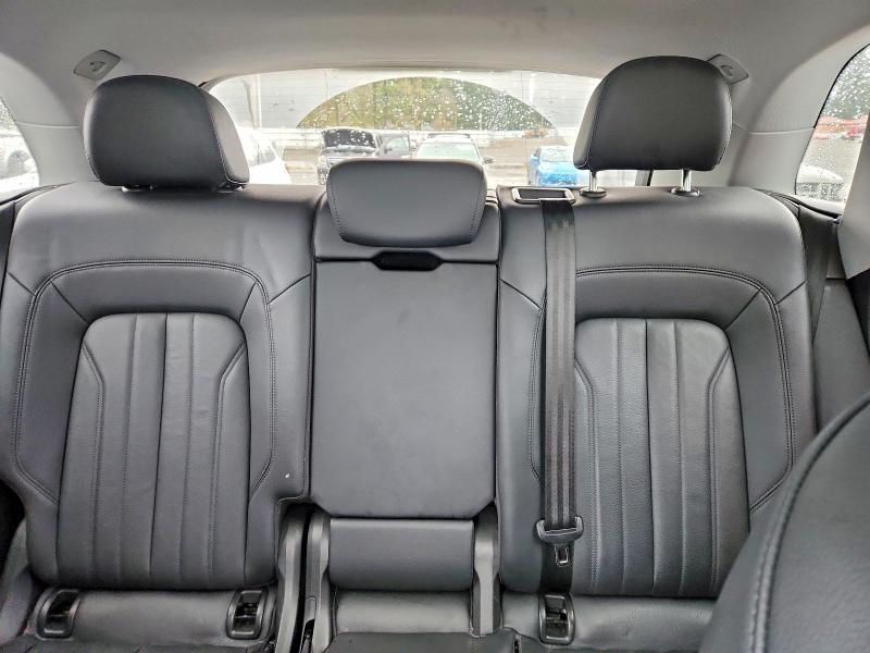 41671156 :رقم المزاد ، WA1BNAFY2J2242947 vin ، 2018 Audi Q5 مزاد بيع
