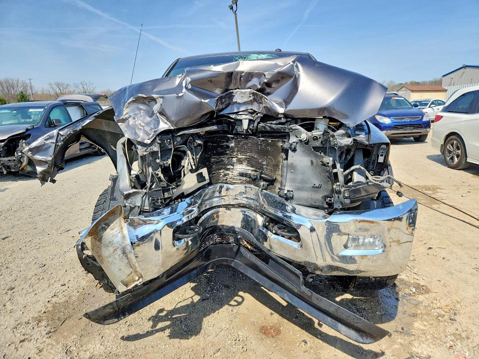 47337866 :رقم المزاد ، 3C6UR5DL5FG651452 vin ، 2015 Ram 2500 مزاد بيع
