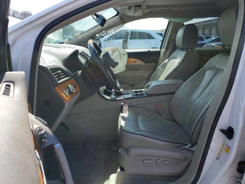 47323716 :رقم المزاد ، 2LMDJ6JK6FBL23946 vin ، 2015 Lincoln Mkx مزاد بيع