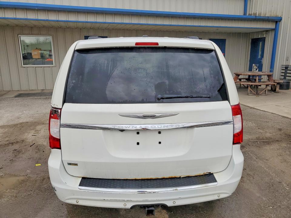 45756346 :رقم المزاد ، 2A4RR6DG1BR667329 vin ، 2011 Chrysler Town & Country مزاد بيع