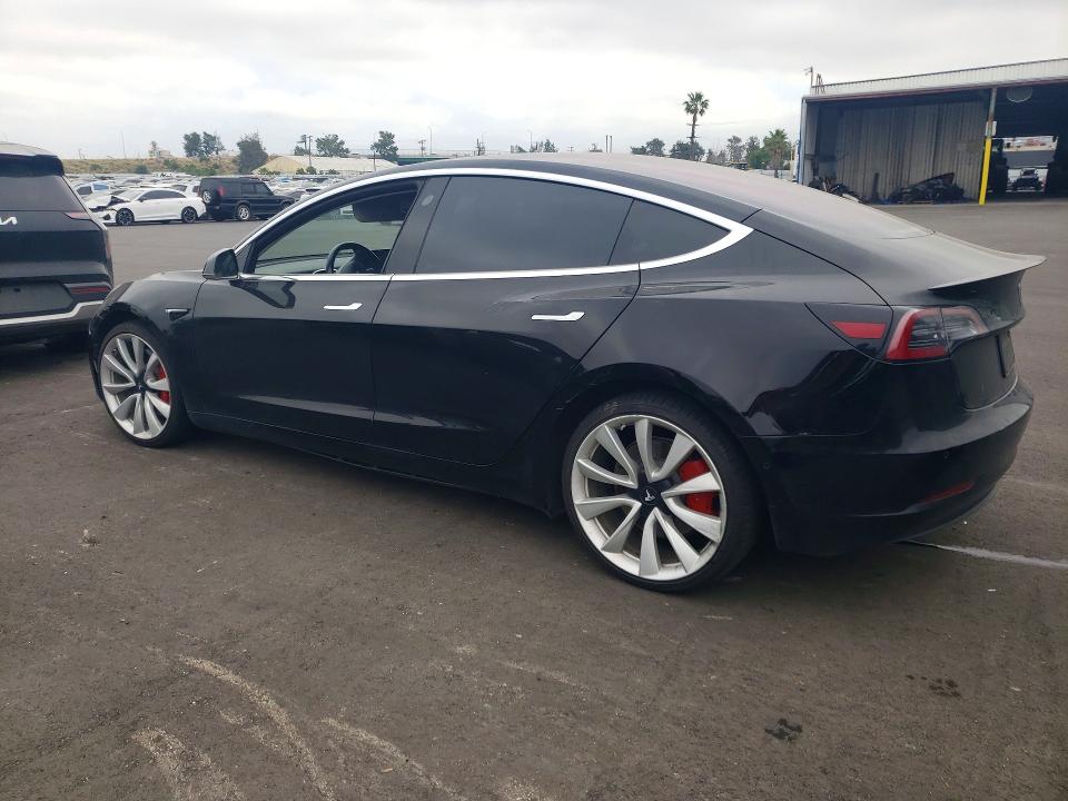 Продаж на аукціоні авто 2018 Tesla Model 3, vin: 5YJ3E1EB0JF187659, номер лоту: 45503456
