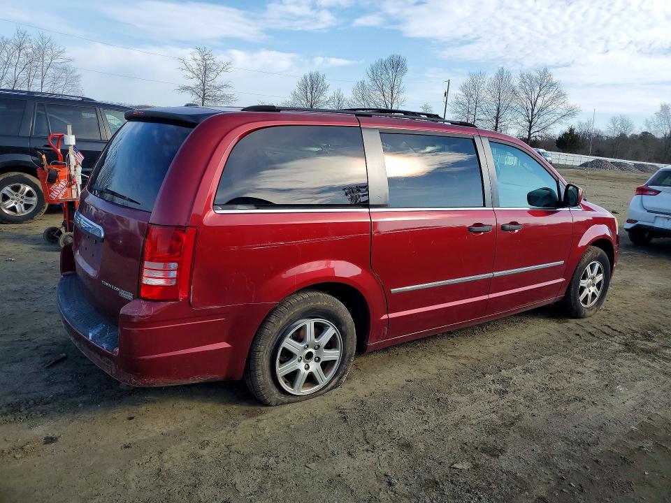 41709246 :رقم المزاد ، 2A4RR5D16AR323905 vin ، 2010 Chrysler Town & Country مزاد بيع
