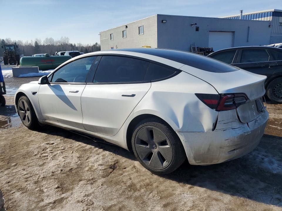 76713245 :رقم المزاد ، 5YJ3E1EA1NF151556 vin ، 2022 Tesla Model 3 مزاد بيع