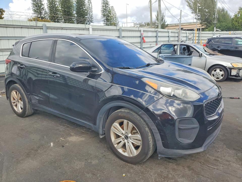 79132275 :رقم المزاد ، KNDPM3AC4J7357218 vin ، 2018 Kia Sportage مزاد بيع