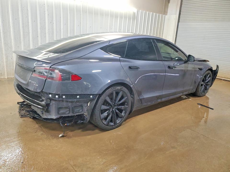 45499346 :رقم المزاد ، 5YJSA1E67MF451605 vin ، 2021 Tesla Model S مزاد بيع