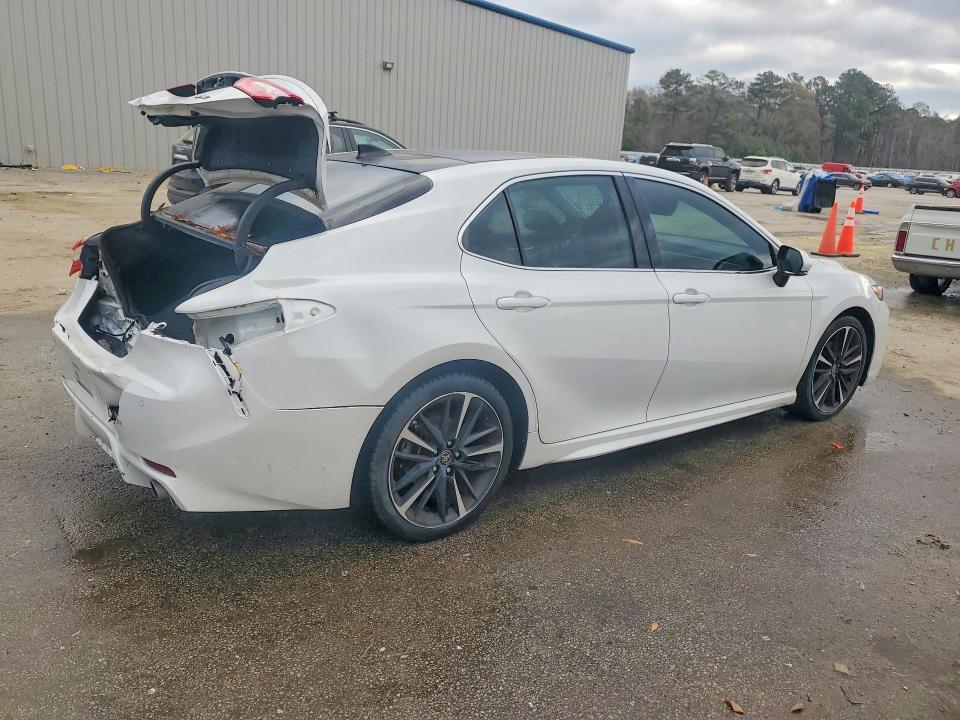 Продаж на аукціоні авто 2020 Toyota Camry, vin: 4T1KZ1AK2LU035572, номер лоту: 45909486