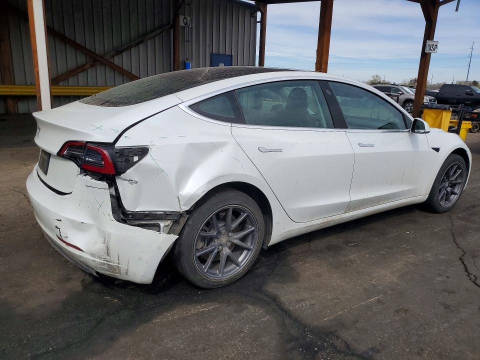 Продажа на аукционе авто 2019 Tesla Model 3, vin: 5YJ3E1EA5KF396954, номер лота: 47015926