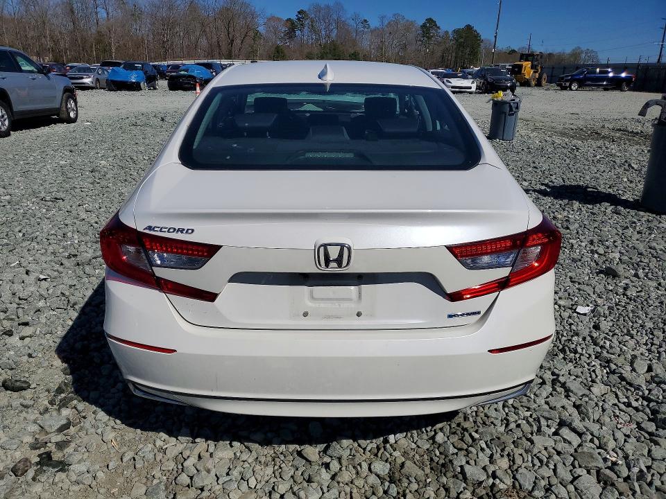46584146 :رقم المزاد ، 1HGCV3F15JA015364 vin ، 2018 Honda Accord مزاد بيع