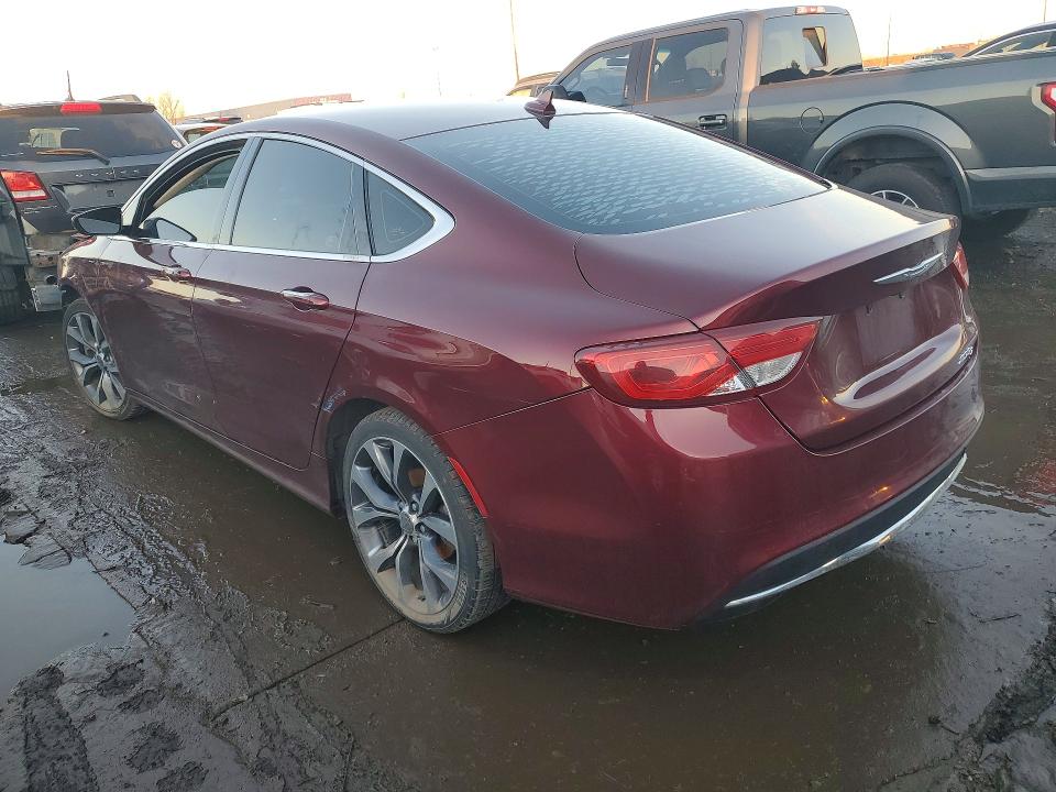 41818296 :رقم المزاد ، 1C3CCCCB6FN560298 vin ، 2015 Chrysler 200 مزاد بيع