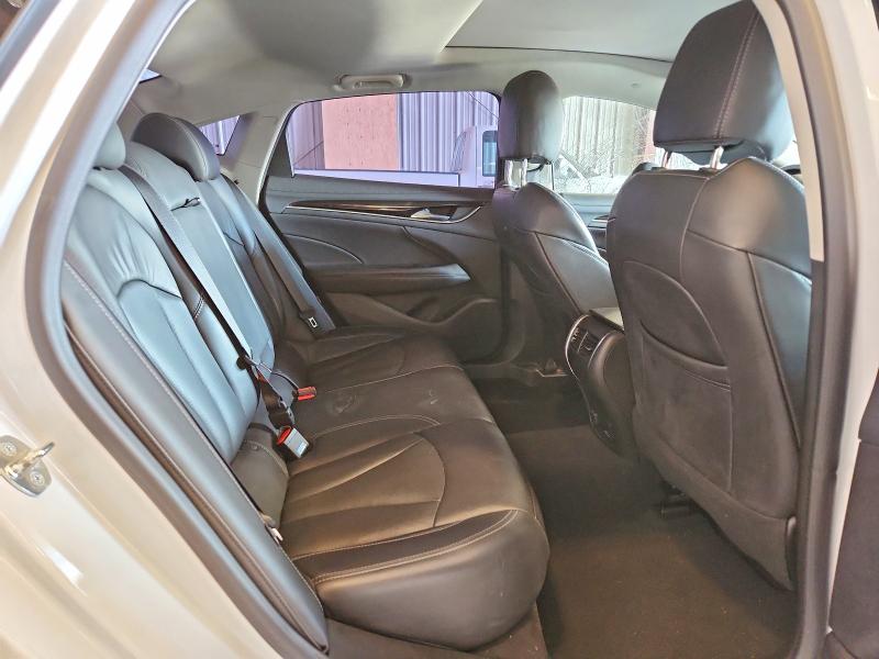 46337666 :رقم المزاد ، 1G4ZR5SS9HU166588 vin ، 2017 Buick Lacrosse مزاد بيع