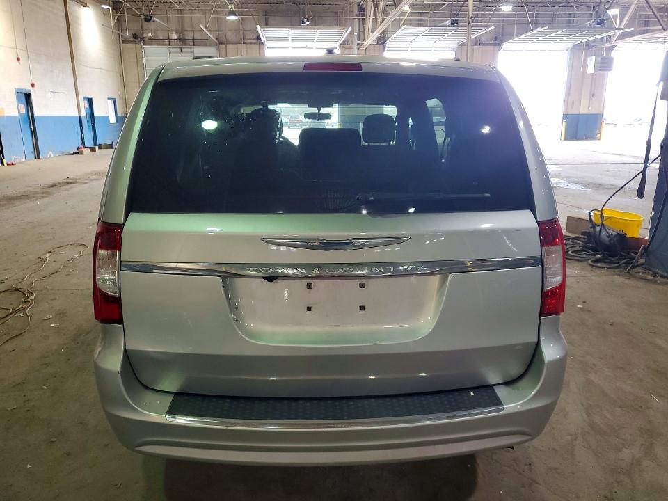48237796 :رقم المزاد ، 2A4RR5DG4BR604459 vin ، 2011 Chrysler Town & Country مزاد بيع