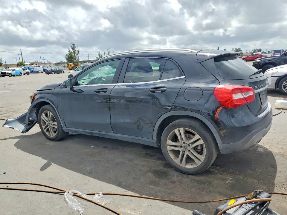 Aukcja sprzedaży 2018 Mercedes-benz Gla, vin: WDCTG4EB2JJ519549, numer aukcji: 79797295