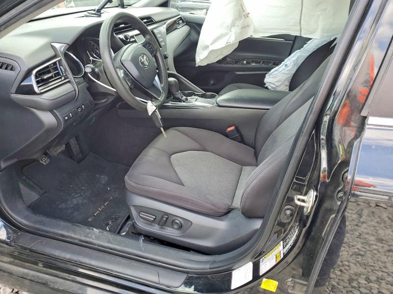 47078366 :رقم المزاد ، 4T1B11HK5KU258149 vin ، 2019 Toyota Camry مزاد بيع