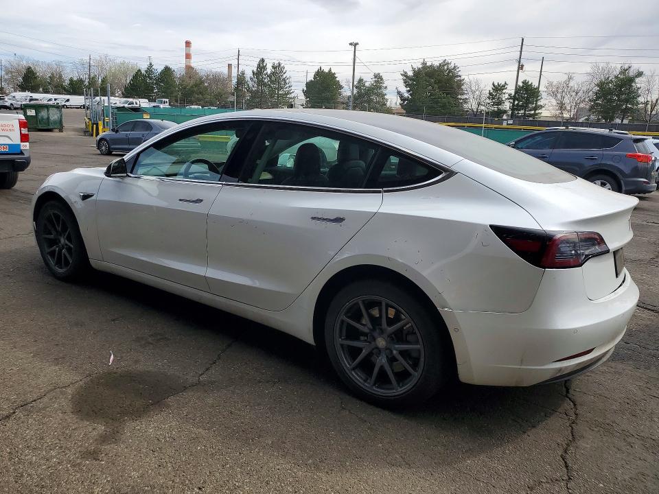 Продажа на аукционе авто 2019 Tesla Model 3, vin: 5YJ3E1EA5KF396954, номер лота: 47015926