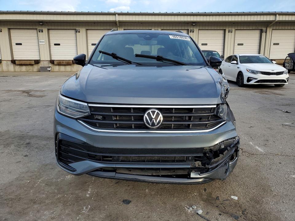 2022 Volkswagen Tiguan მანქანა იყიდება აუქციონზე, vin: 3VVCB7AX0NM058398, აუქციონის ნომერი: 46518036