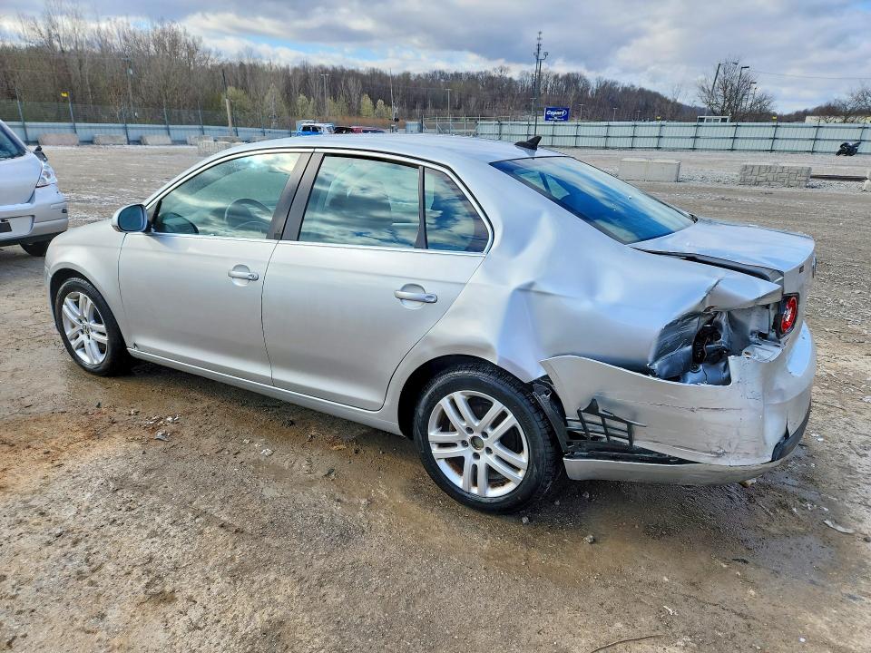 2009 Volkswagen Jetta მანქანა იყიდება აუქციონზე, vin: 3VWRL71K99M161106, აუქციონის ნომერი: 46330016