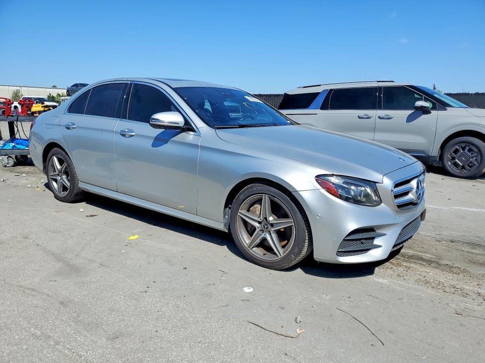 2019 Mercedes-benz E მანქანა იყიდება აუქციონზე, vin: WDDZF4JB0KA563663, აუქციონის ნომერი: 46633746