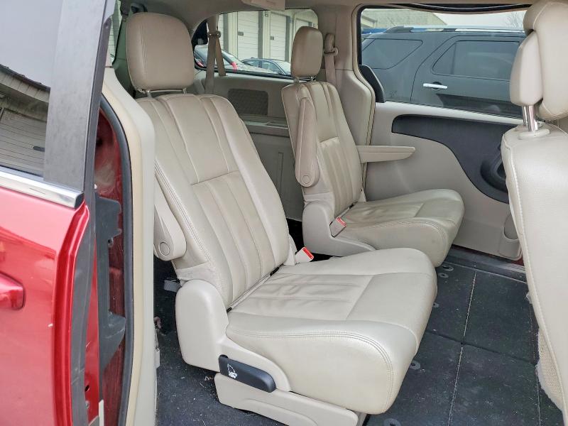 Продажа на аукционе авто 2013 Chrysler Town & Country, vin: 2C4RC1BG4DR555107, номер лота: 45939296