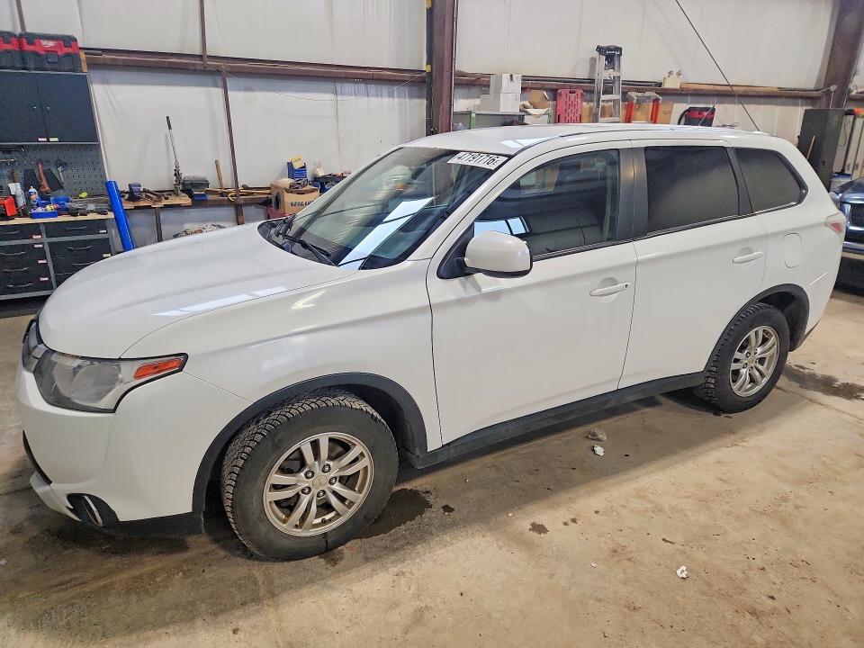 Продаж на аукціоні авто 2015 Mitsubishi Outlander, vin: JA4AZ2A34FZ600999, номер лоту: 47191716