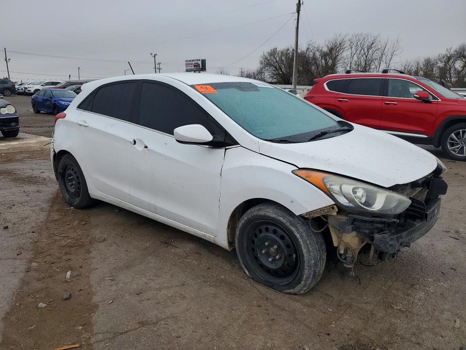 Продажа на аукционе авто 2017 Hyundai Elantra, vin: KMHD35LH7HU381627, номер лота: 79913005