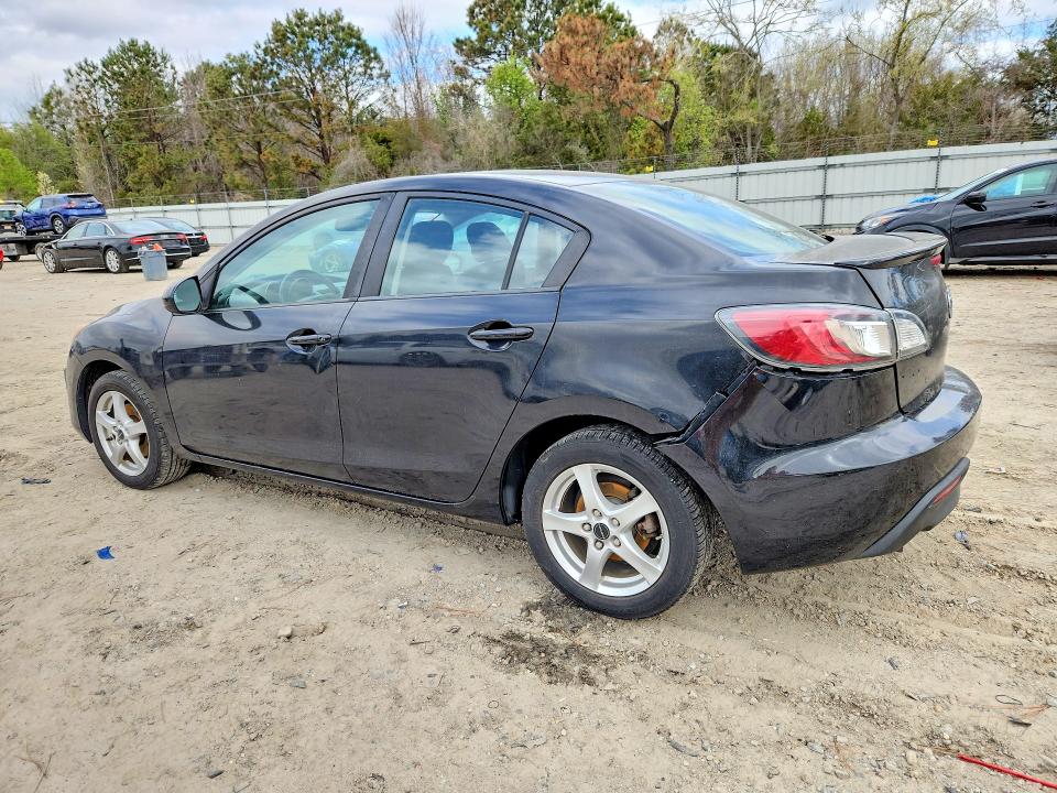 47071466 :رقم المزاد ، JM1BL1U71D1767076 vin ، 2013 Mazda 3 مزاد بيع