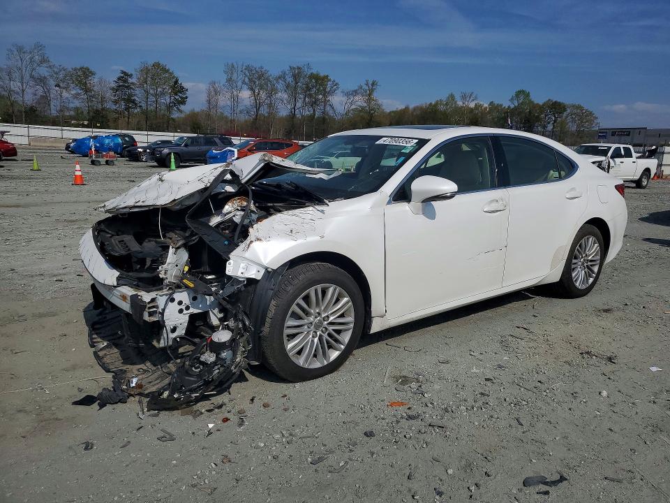 53380736 :رقم المزاد ، JTHBK1GG6F2179555 vin ، 2015 Lexus Es 350 مزاد بيع