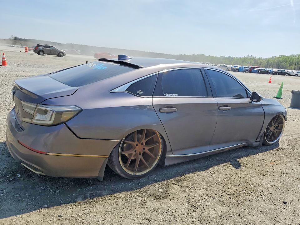 2018 Honda Accord მანქანა იყიდება აუქციონზე, vin: 1HGCV1F55JA192617, აუქციონის ნომერი: 47959296