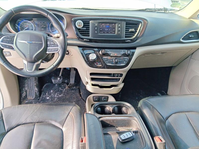 46068286 :رقم المزاد ، 2C4RC1BG3HR642308 vin ، 2017 Chrysler Pacifica مزاد بيع