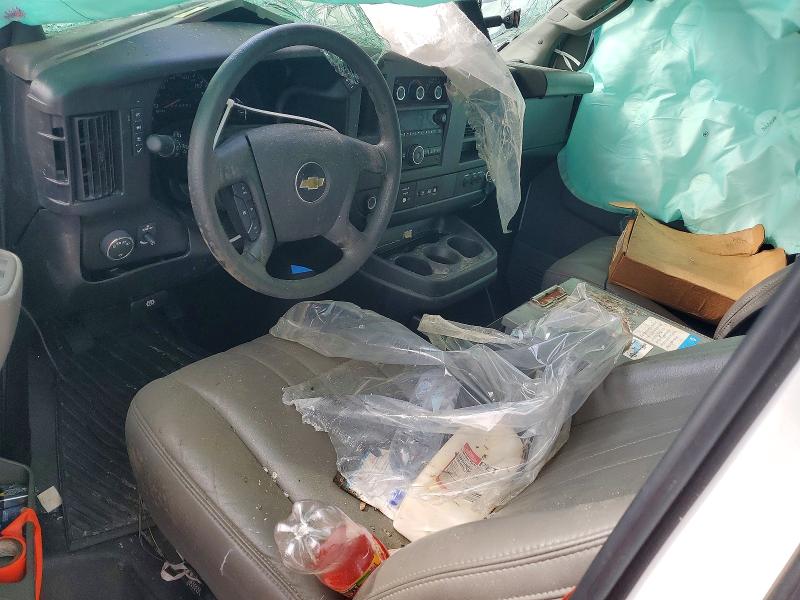 47590676 :رقم المزاد ، 1GCWGAFP8N1253519 vin ، 2022 Chevrolet Express G2500 مزاد بيع