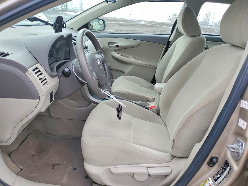 79528795 :رقم المزاد ، 2T1BU4EE4AC402054 vin ، 2010 Toyota Corolla مزاد بيع