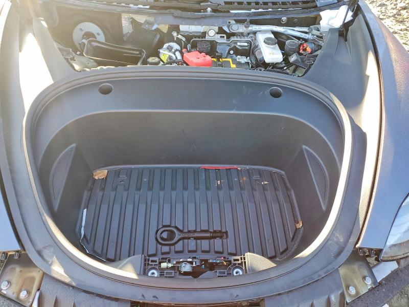41750386 :رقم المزاد ، 5YJ3E1EC8MF925480 vin ، 2021 Tesla Model 3 مزاد بيع