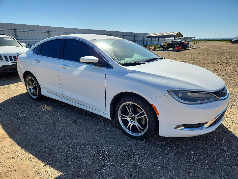 41605396 :رقم المزاد ، 1C3CCCAB6FN568002 vin ، 2015 Chrysler 200 مزاد بيع