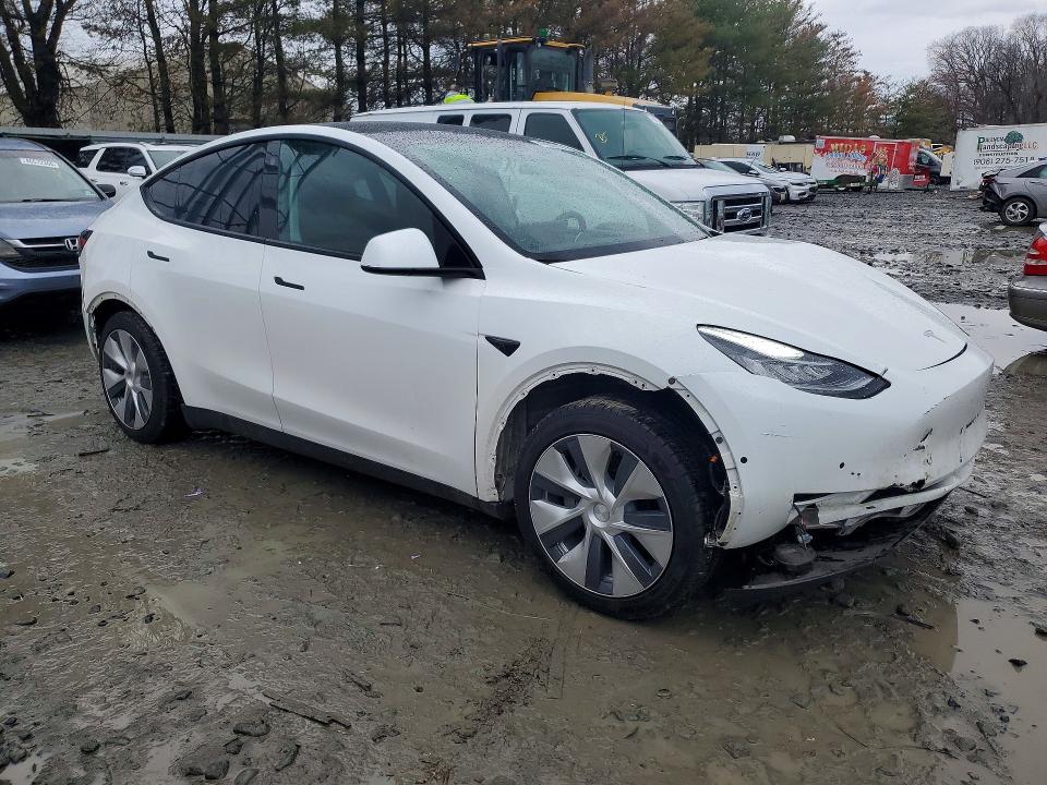 Продажа на аукционе авто 2021 Tesla Model Y, vin: 5YJYGDEE0MF077517, номер лота: 45827736