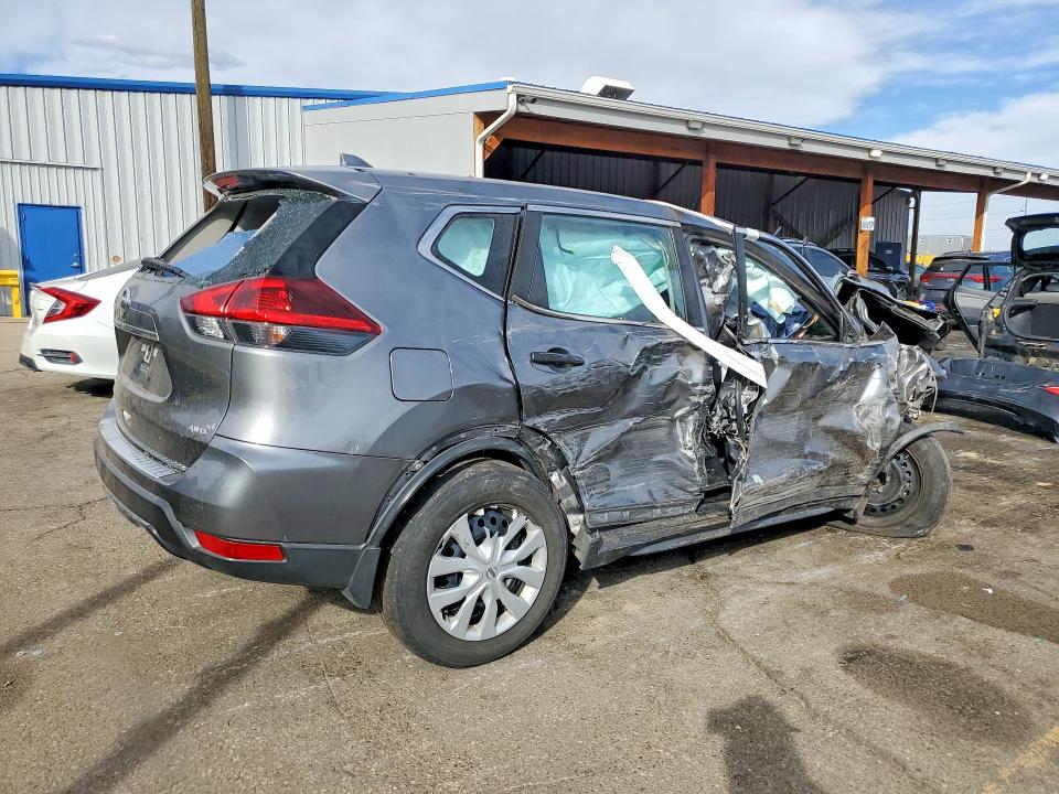 2018 Nissan Rogue მანქანა იყიდება აუქციონზე, vin: JN8AT2MV3JW327931, აუქციონის ნომერი: 79768045