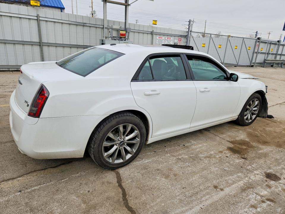 Auction sale of the 2014 Chrysler 300, vin: 2C3CCAGG7EH384766, lot number: 47109766
