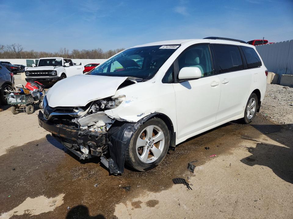 Продаж на аукціоні авто 2018 Toyota Sienna, vin: 5TDKZ3DC4JS913380, номер лоту: 47425966