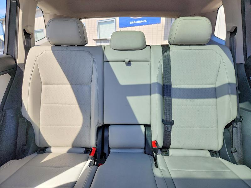 Продаж на аукціоні авто 2018 Volkswagen Tiguan, vin: 3VV2B7AXXJM014771, номер лоту: 46912546