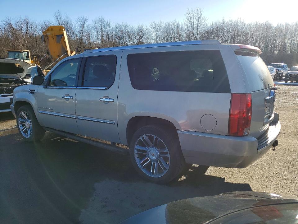 2008 Cadillac Escalade მანქანა იყიდება აუქციონზე, vin: 1GYFK66868R241549, აუქციონის ნომერი: 79727545