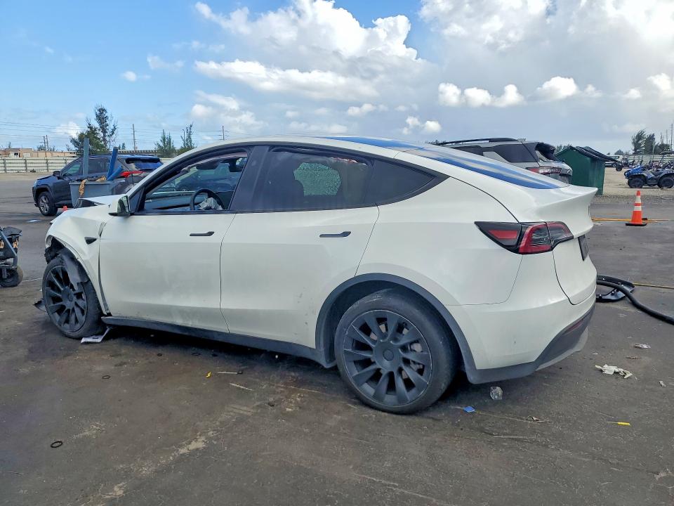 Продаж на аукціоні авто 2023 Tesla Model Y, vin: 7SAYGDEE7PA188182, номер лоту: 79733275
