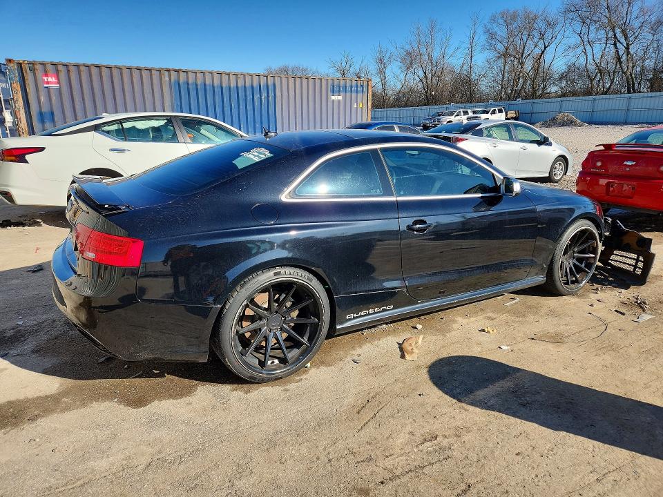 47052426 :رقم المزاد ، WUAC6AFRXEA900688 vin ، 2014 Audi Rs5 مزاد بيع