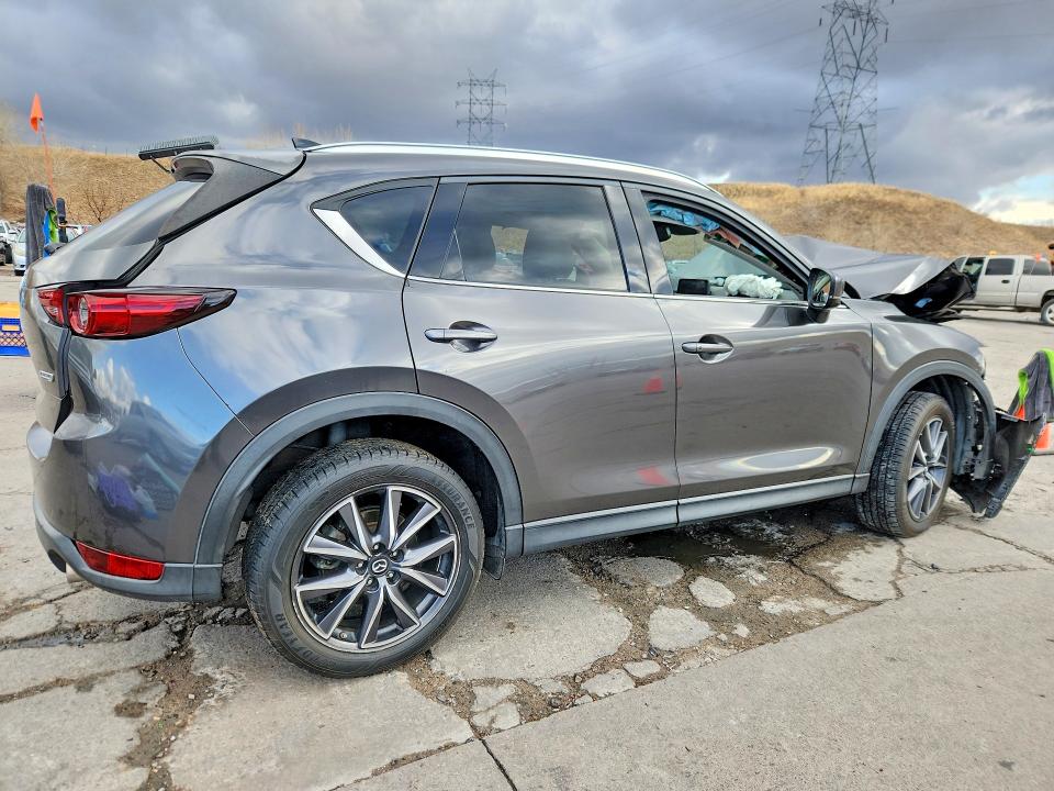 Продаж на аукціоні авто 2018 Mazda Cx-5, vin: JM3KFADM0J1348779, номер лоту: 79759575