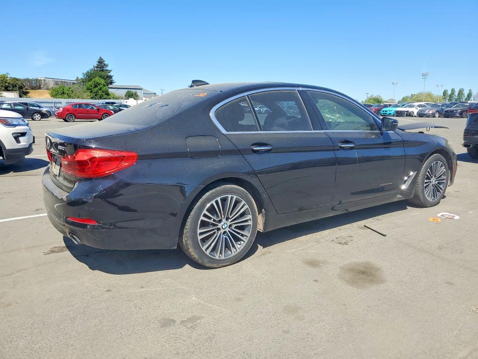 47273516 :رقم المزاد ، WBAJA5C50JWA36940 vin ، 2018 Bmw 530 مزاد بيع