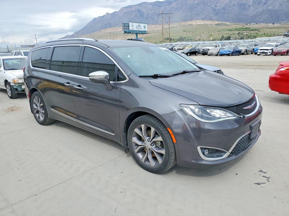 46737146 :رقم المزاد ، 2C4RC1GG5JR353302 vin ، 2018 Chrysler Pacifica مزاد بيع