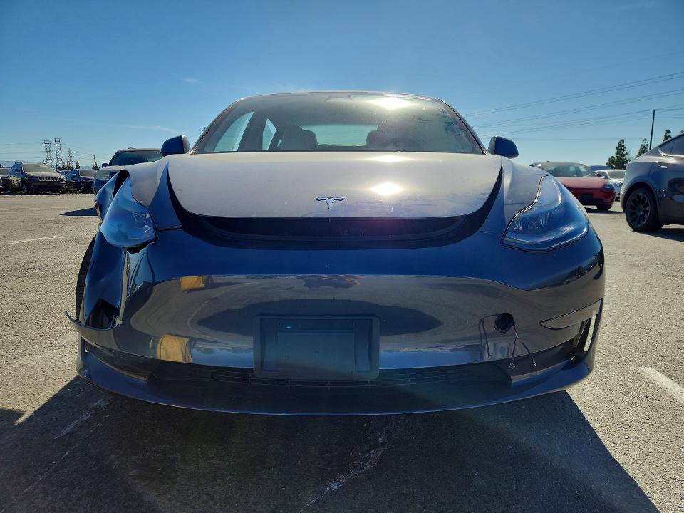 46027826 :رقم المزاد ، 5YJ3E1EA1PF701227 vin ، 2023 Tesla Model 3 مزاد بيع