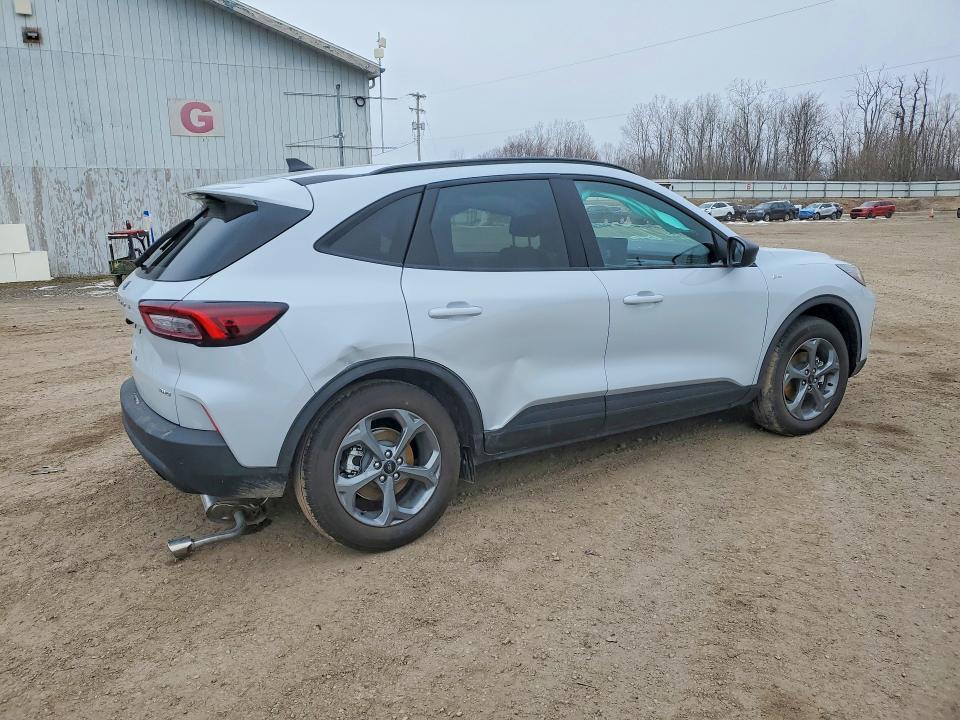 46311736 :رقم المزاد ، 1FMCU9MN5TUA14657 vin ، 2026 Ford Escape مزاد بيع