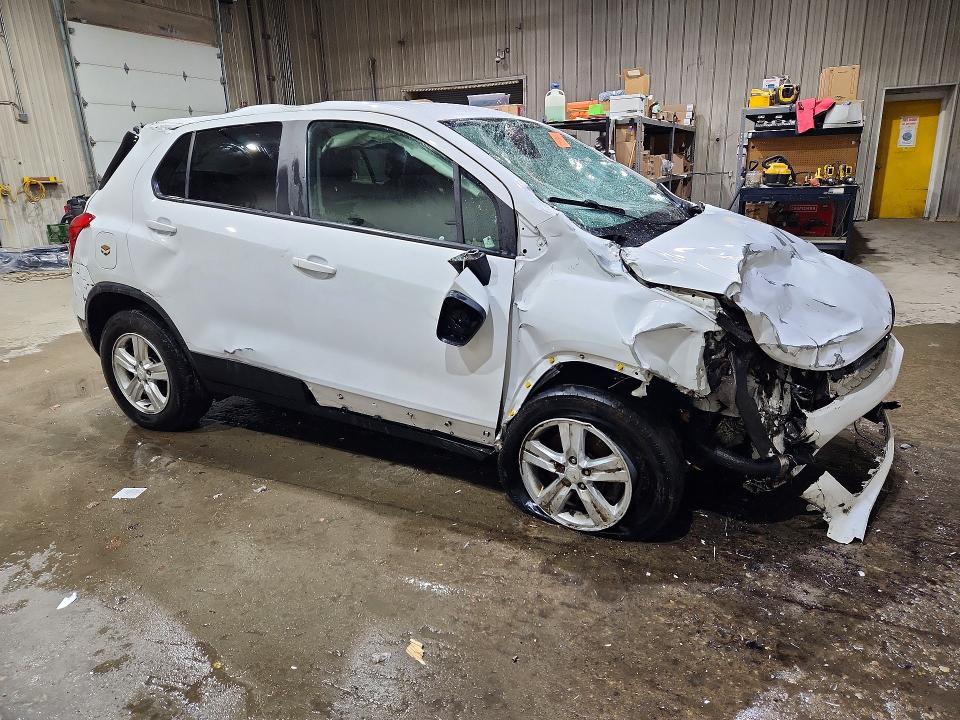 Продажа на аукционе авто 2022 Chevrolet Trax, vin: KL7CJNSM7NB526514, номер лота: 46846526