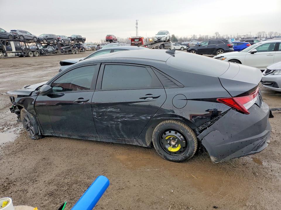 42073426 :رقم المزاد ، KMHLM4AG6NU333187 vin ، 2022 Hyundai Elantra مزاد بيع