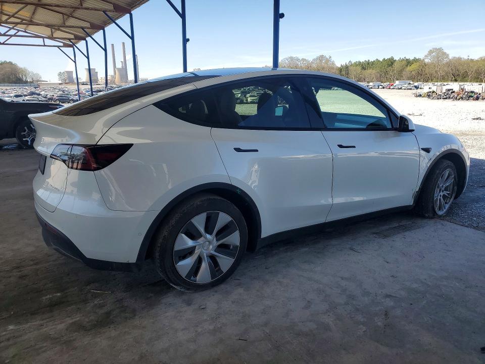 46280576 :رقم المزاد ، 7SAYGDEE7NF537535 vin ، 2022 Tesla Model Y مزاد بيع